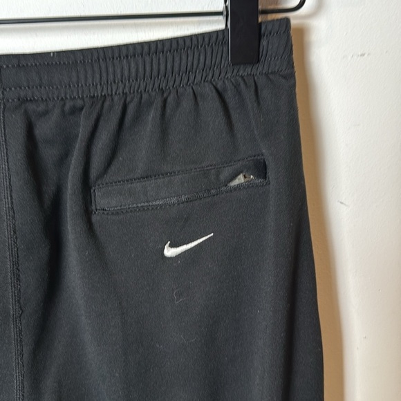 Nike Training Women Black White Stripe Tech Fleece Dri-Fit Zippered Ankle Pants - Picture 4 of 11